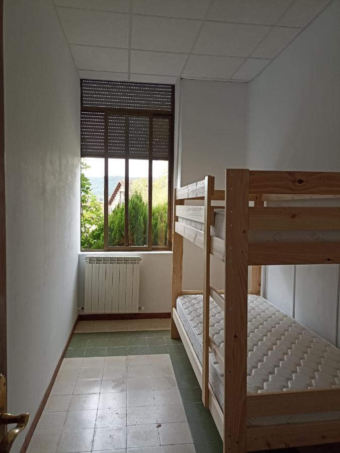 Albergue De Siresa Exteriör bild